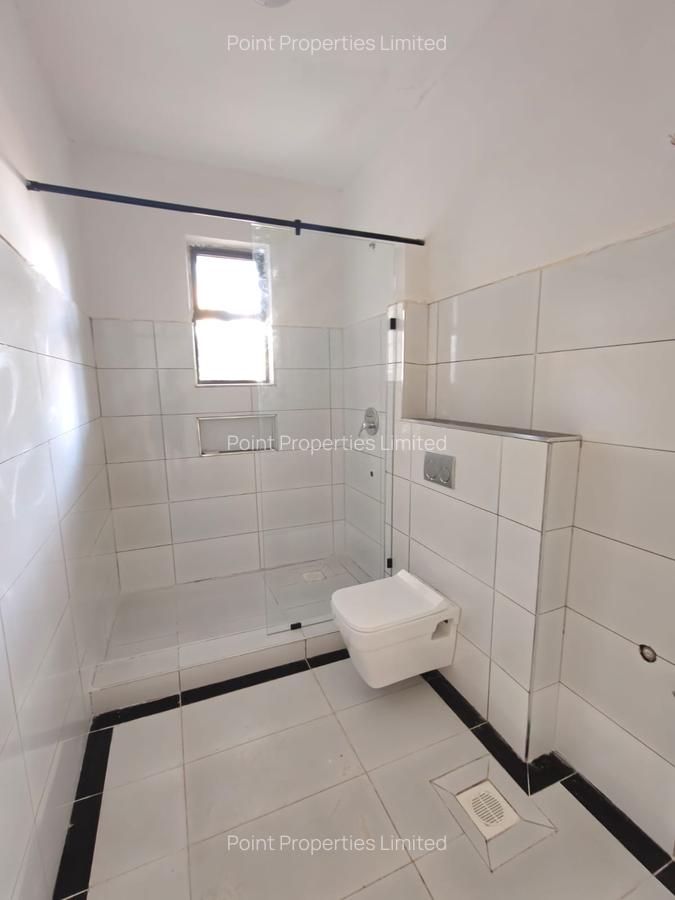 9 Bed Villa with En Suite in Karen - 17