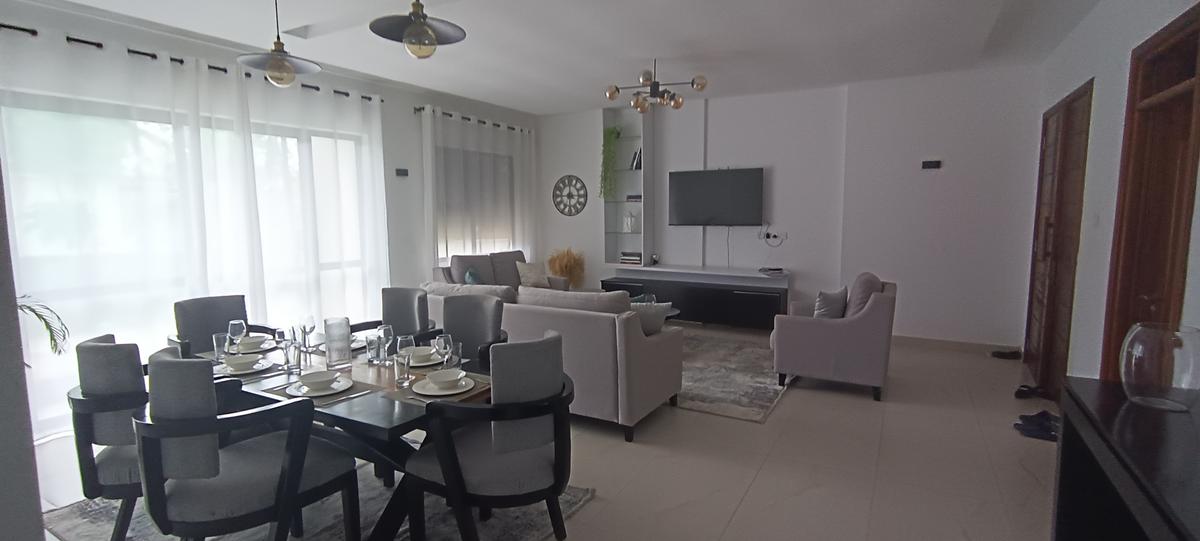 4 Bed Apartment with En Suite at Spring Valley - 19