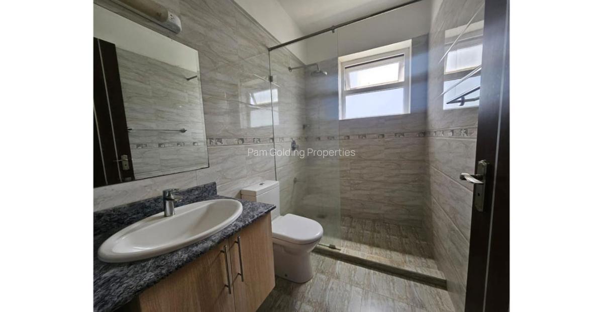 3 Bed Apartment with En Suite in Kileleshwa - 4