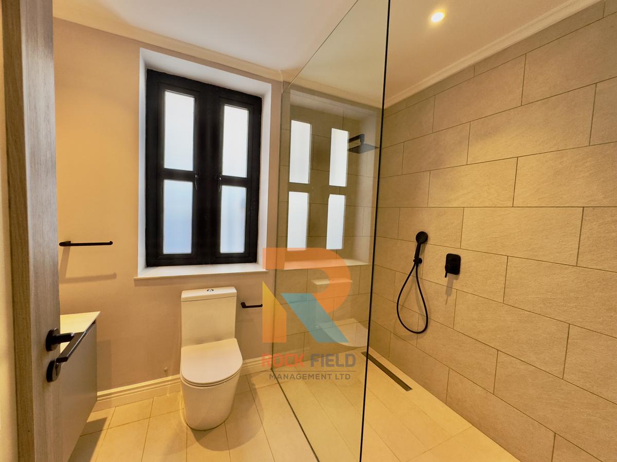 3 Bed Apartment with En Suite in Runda - 8