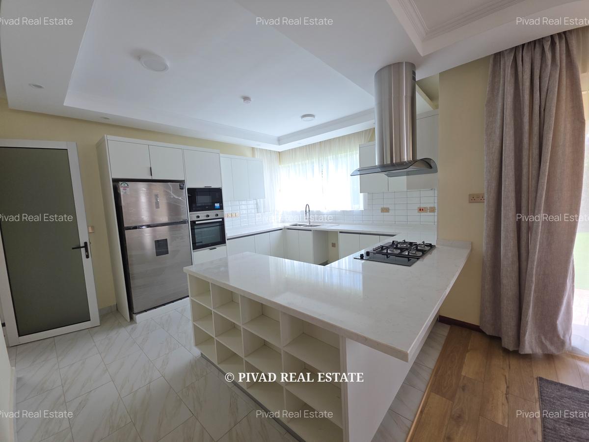 4 Bed Townhouse with Swimming Pool in Runda - 2