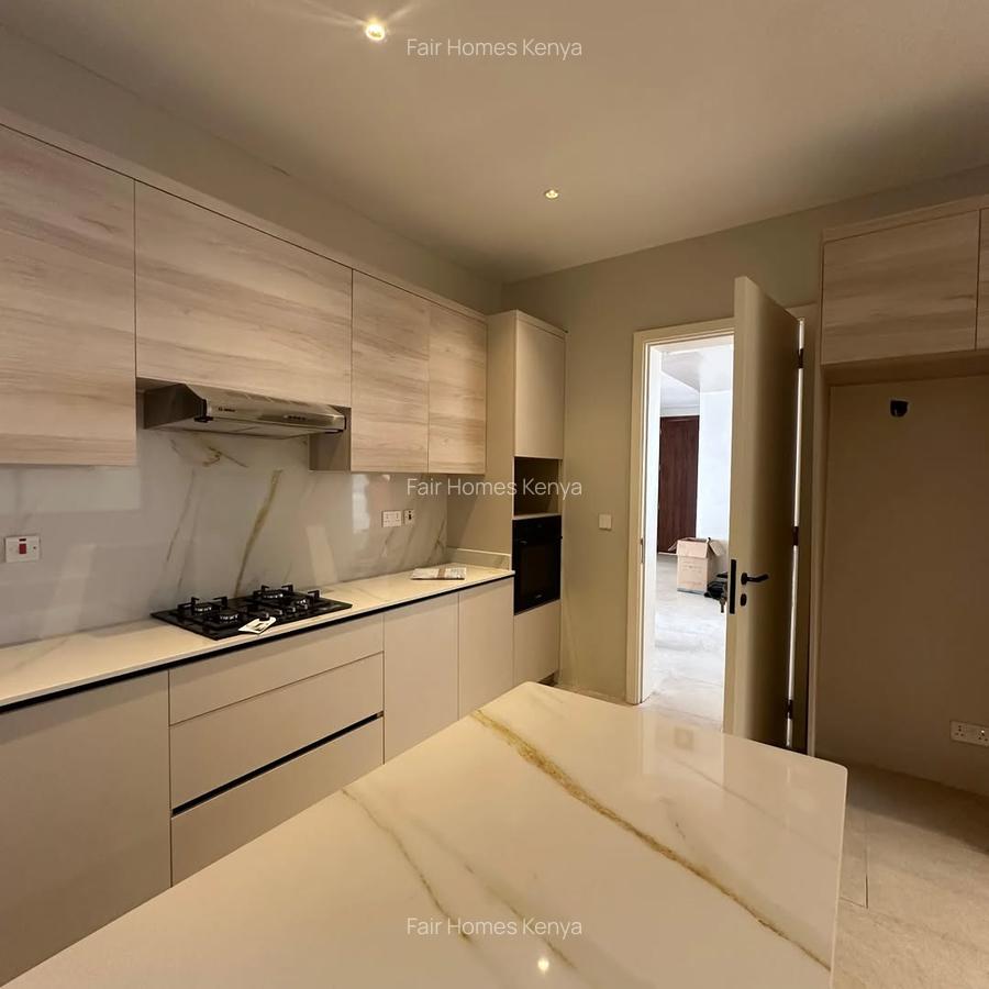 5 Bed Townhouse with En Suite at Manyani East - 3
