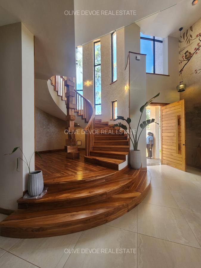 4 Bed Villa with En Suite in Loresho - 2