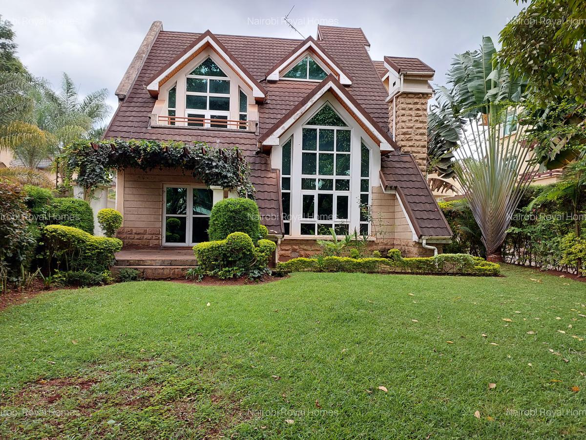 5 Bed Townhouse with En Suite at Lavington Green - 5