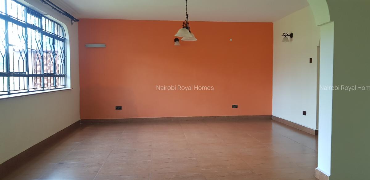 4 Bed Townhouse with En Suite at Ruaka Road - 18