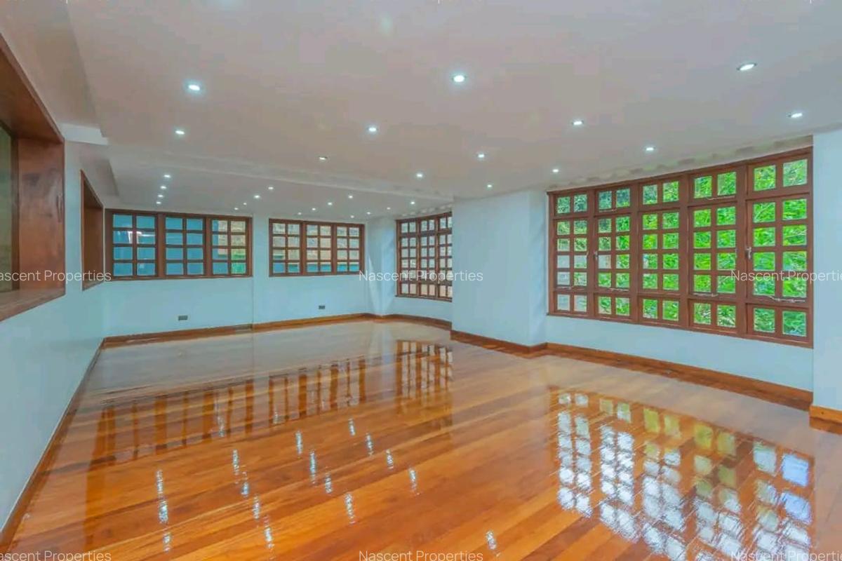 7 Bed House with En Suite in Thigiri - 6