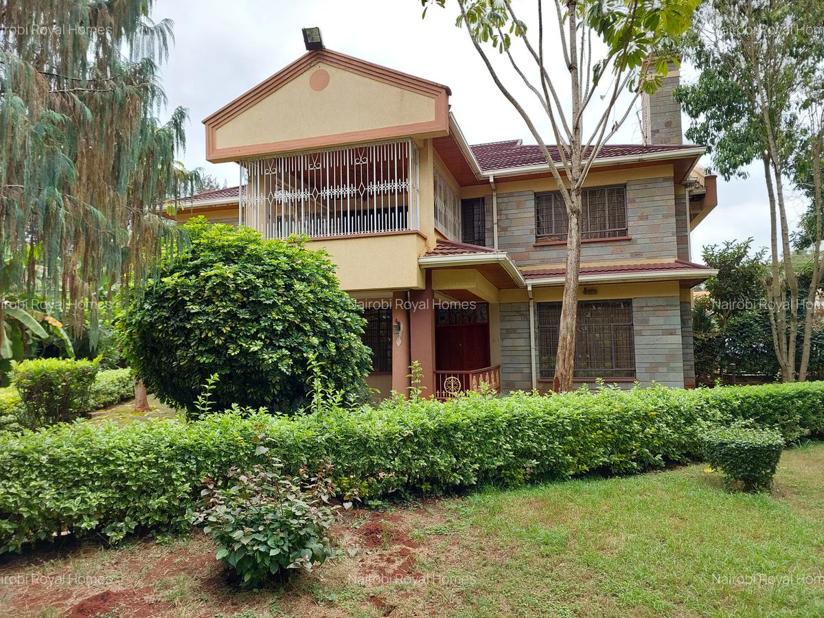 6 Bed House with En Suite at Flem Tree - 8