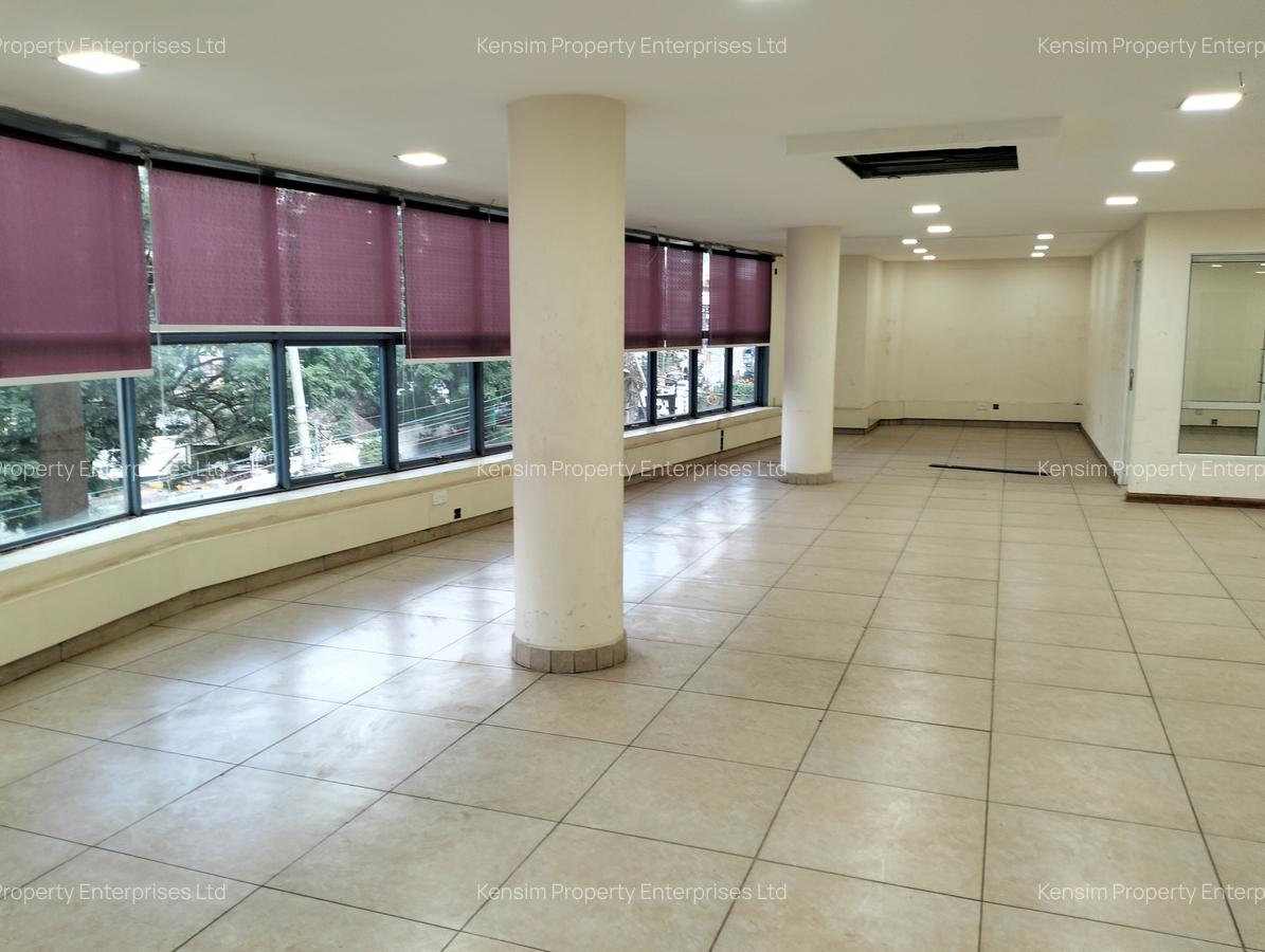 3,600 ft² Commercial Property with Service Charge Included in Westlands Area - 3