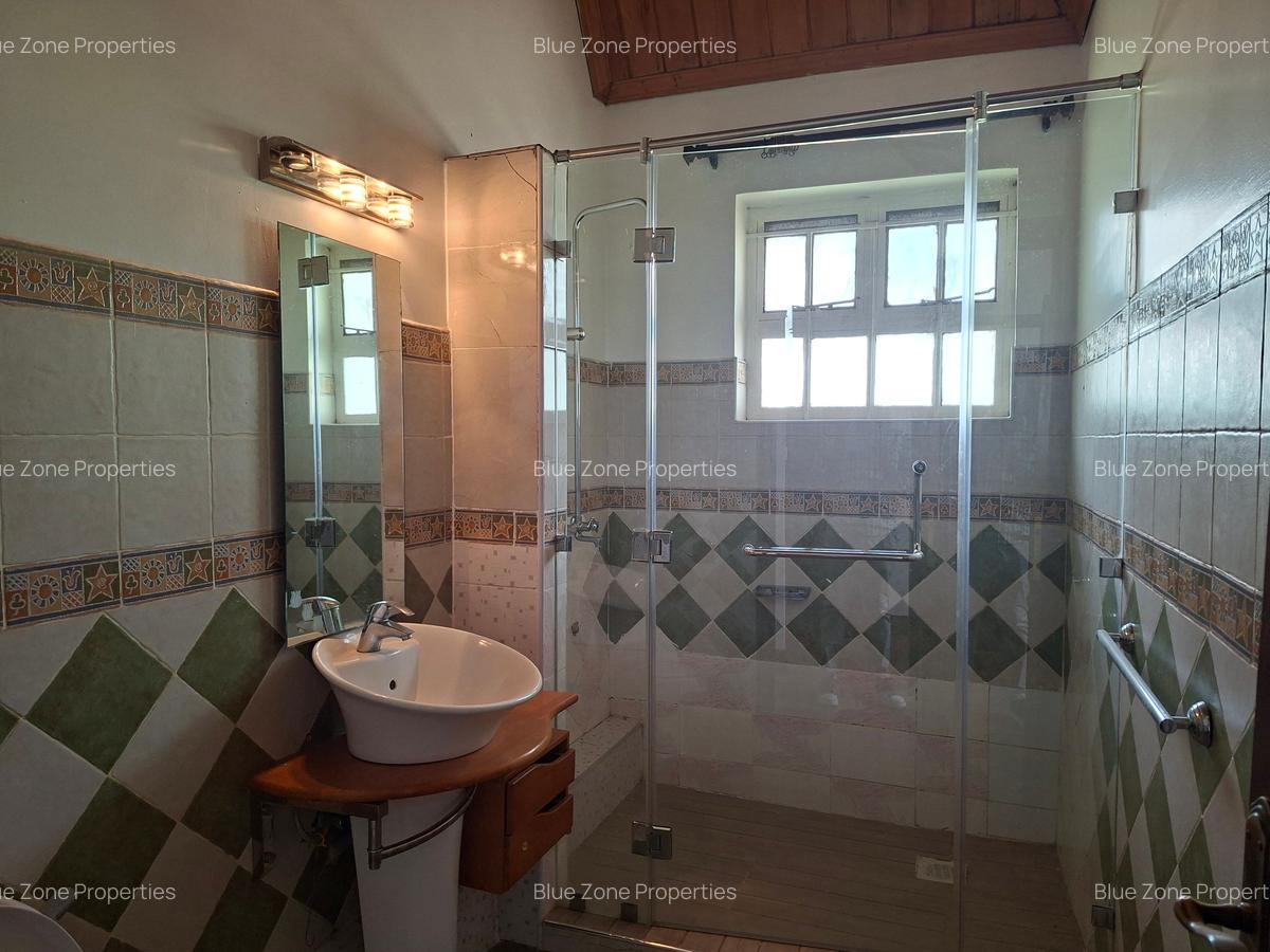 5 Bed House with En Suite at Off Runda Grove - 17