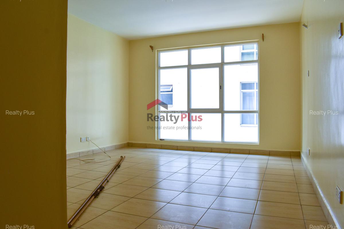 3 Bed Apartment with En Suite in Kilimani - 7