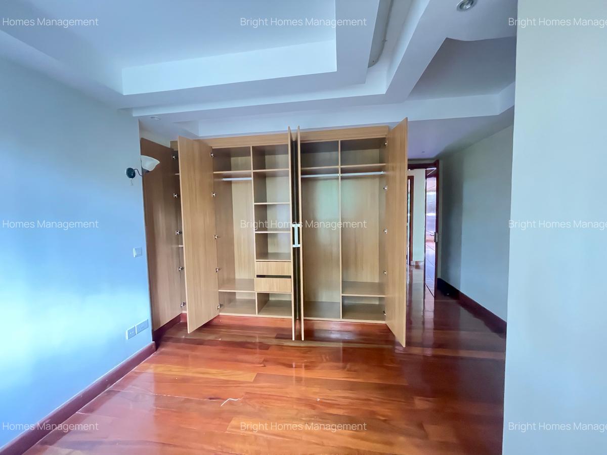 5 Bed Townhouse with Swimming Pool in Lavington - 17