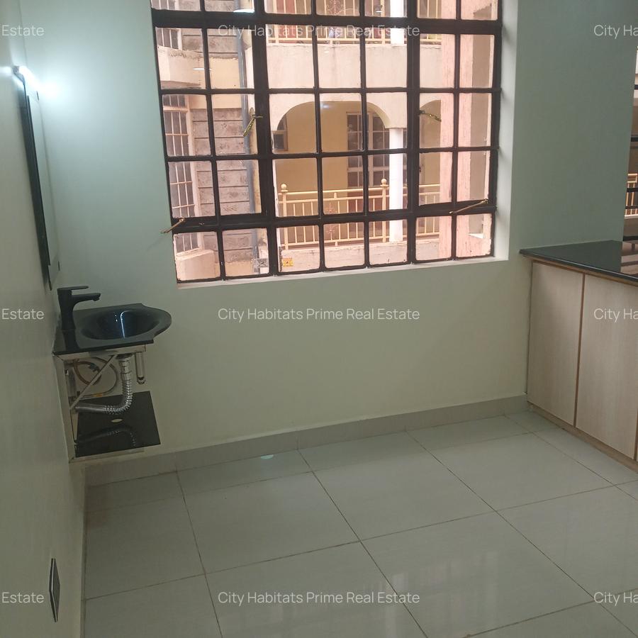 2 Bed Apartment with En Suite in Ruaka - 4