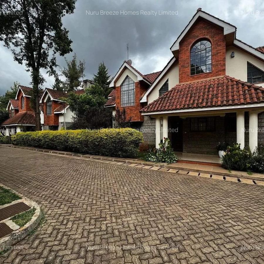 4 Bed Townhouse with En Suite in Lavington - 13