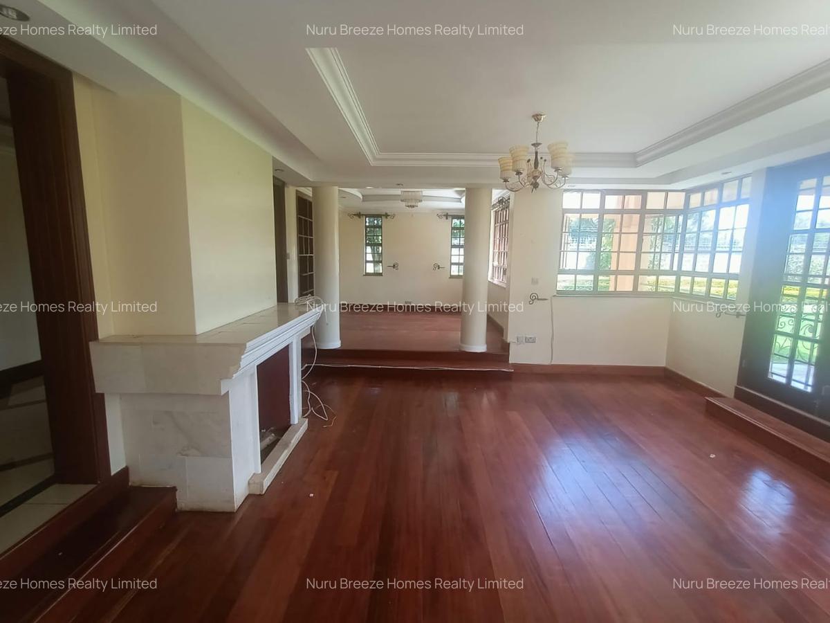 5 Bed House with En Suite in Runda - 10