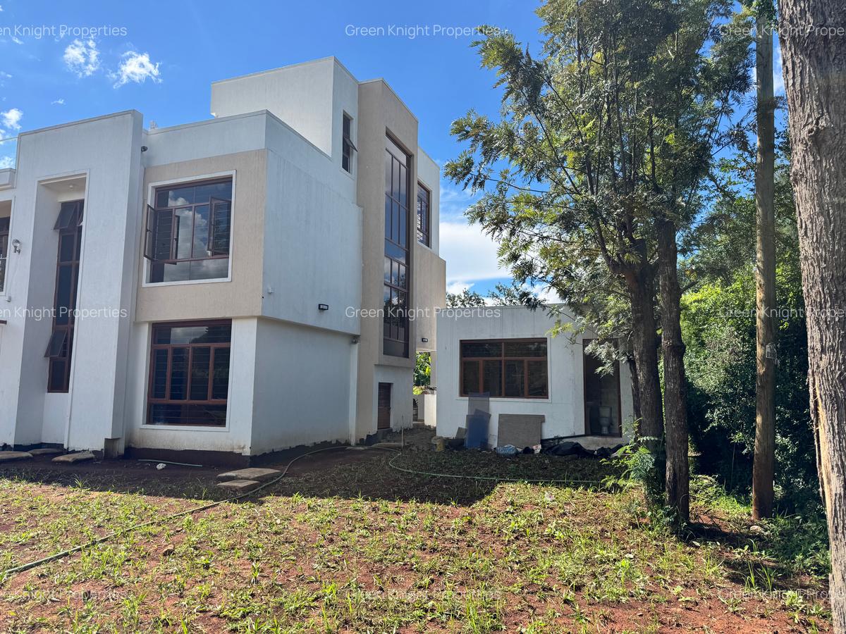 Serviced 4 Bed Apartment with En Suite in Karen Hardy - 11