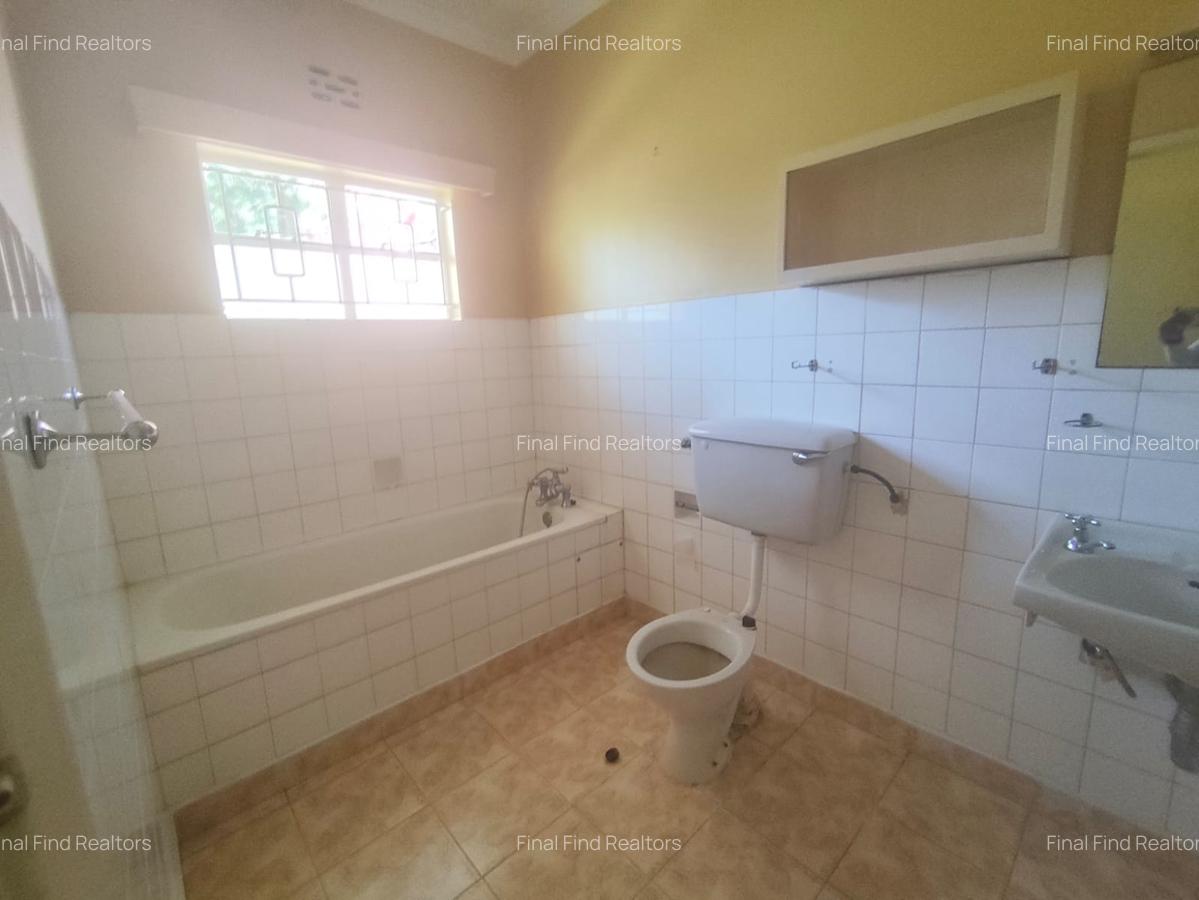 4 Bed House with Garden in Runda - 15