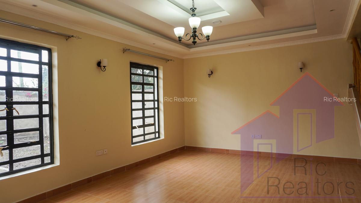 4 Bed Townhouse with En Suite at Merisho Road - 5