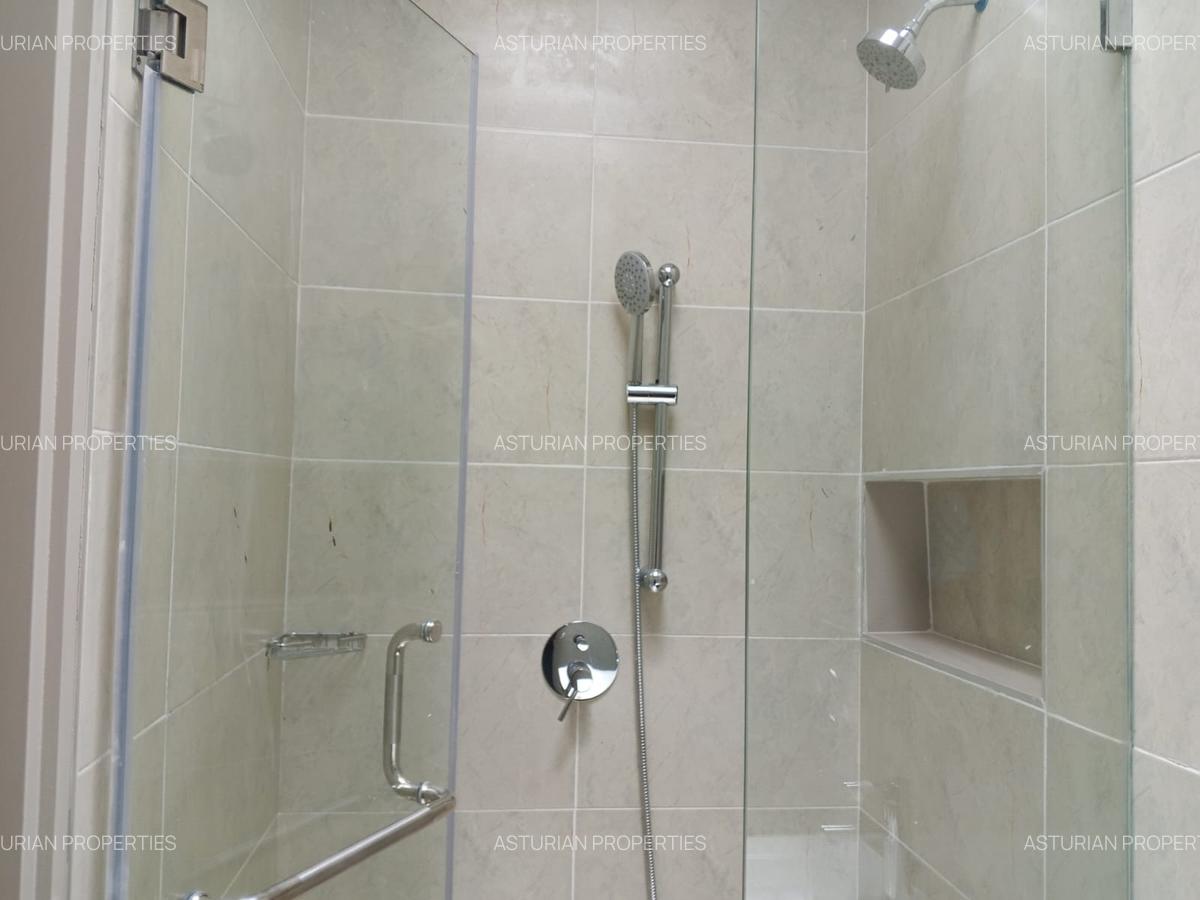 4 Bed Townhouse with En Suite in Runda - 10