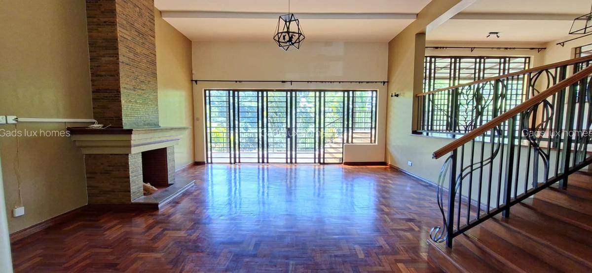 5 Bed Townhouse with En Suite at Lowerkabete - 4