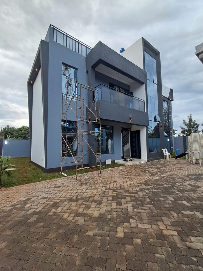 4 Bed House with En Suite in Ruiru - 1