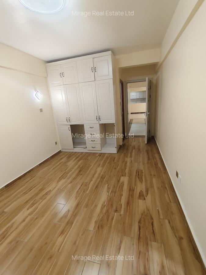 3 Bed Apartment with Gym in Kilimani - 2