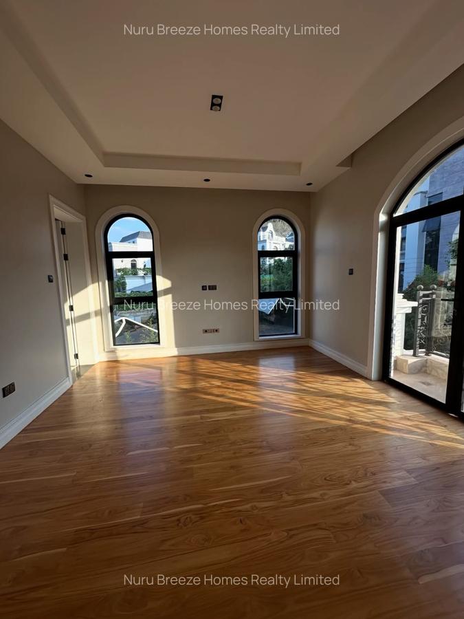 5 Bed Townhouse with En Suite in Loresho - 7