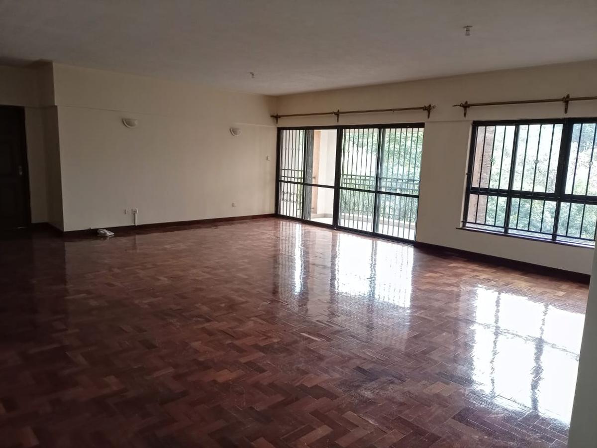 3 Bed Apartment with En Suite in Westlands Area - 1