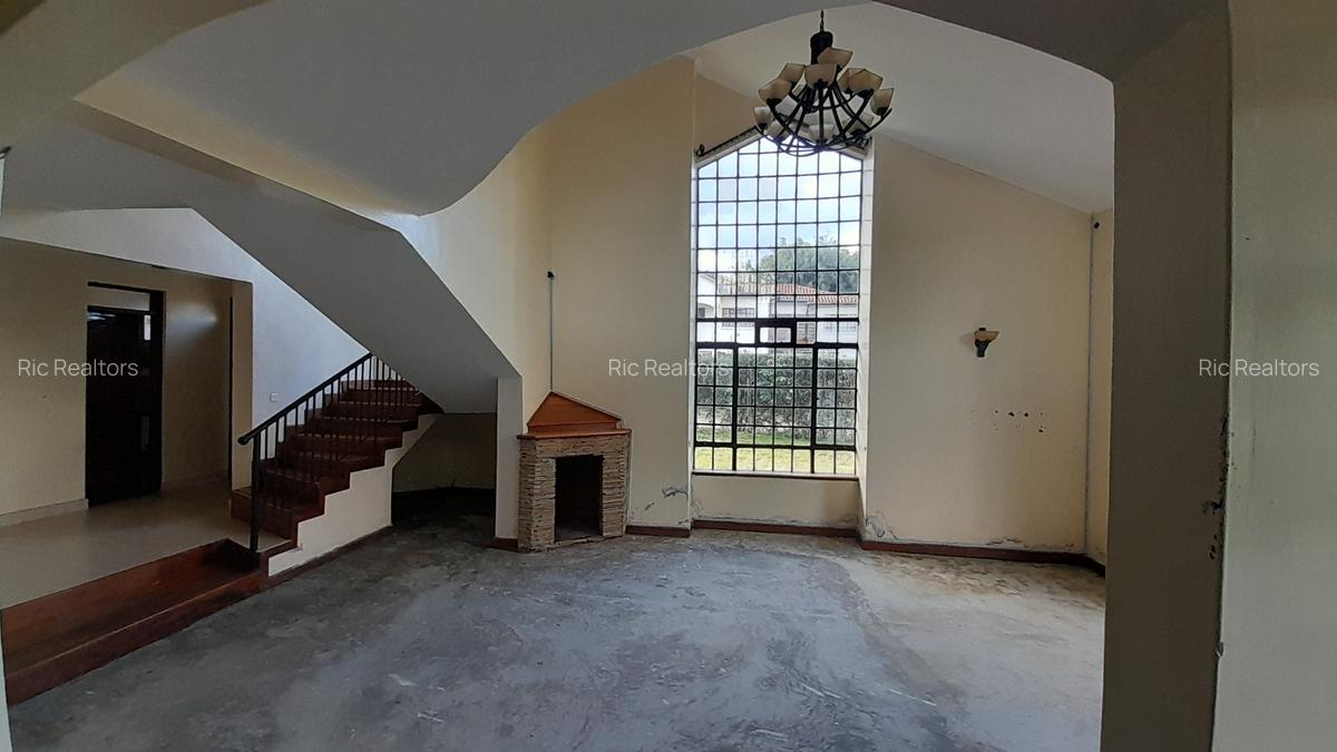 4 Bed Townhouse with En Suite at Karen - 10