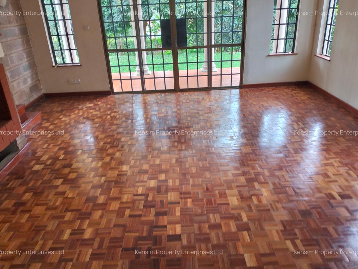 4 Bed Townhouse with En Suite in Nyari - 18