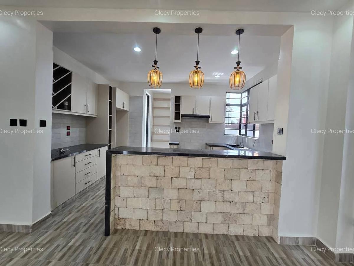 5 Bed House with En Suite at Mugutha - 5