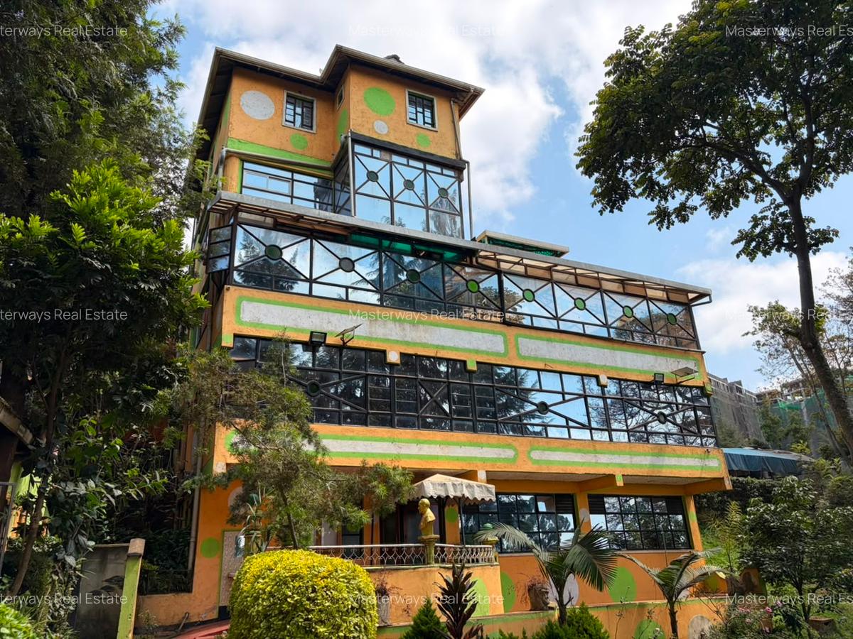 Commercial Property with Garden in Kikuyu Town - 3