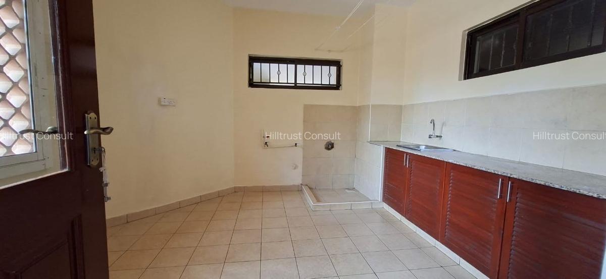 4 Bed Apartment with En Suite at General Mathenge Drive - 3