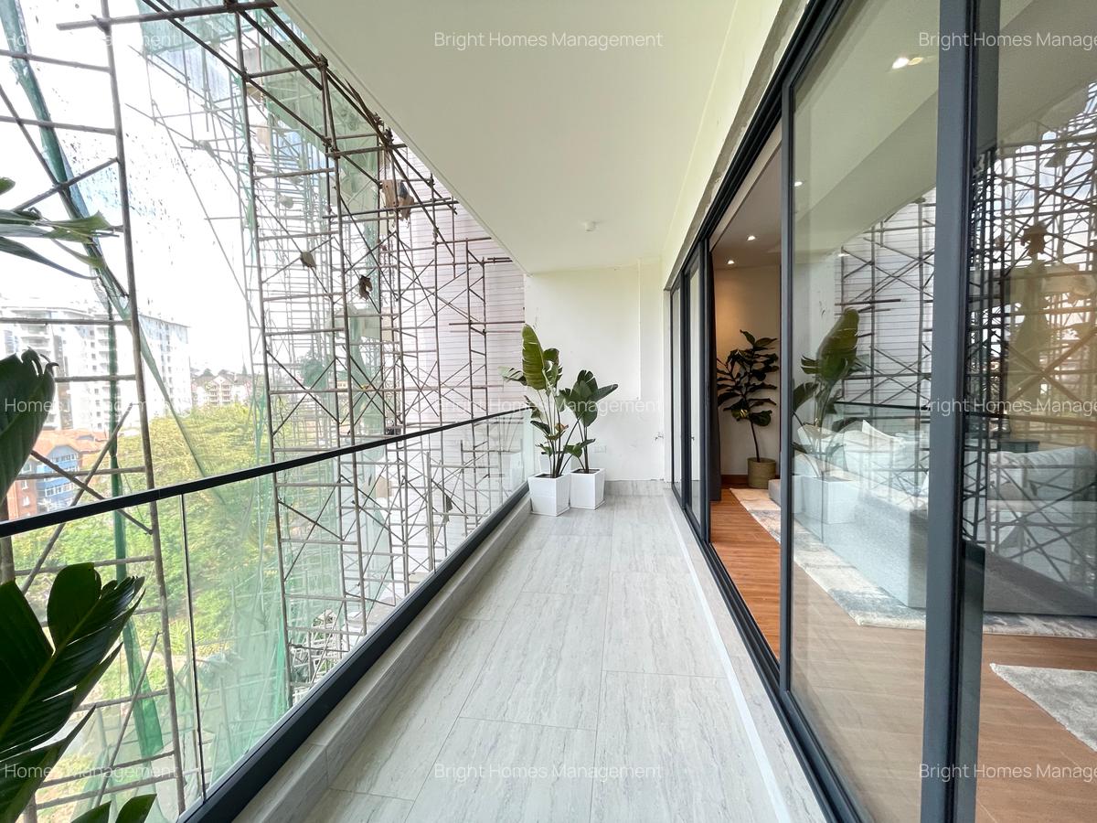 2 Bed Apartment with En Suite in Riverside - 9