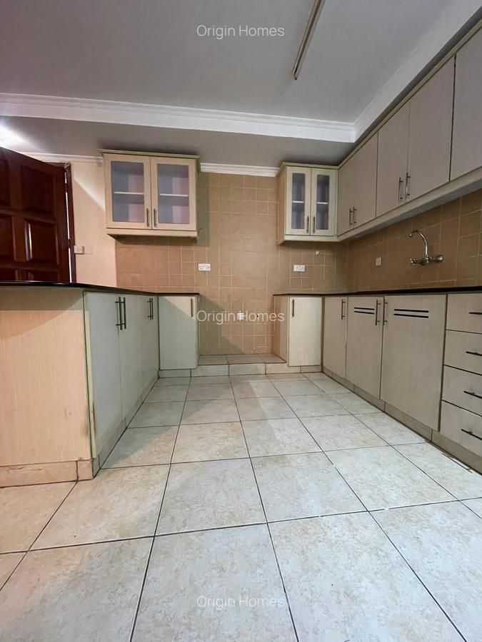 2 Bed Apartment with En Suite at Riverside Drive - 3