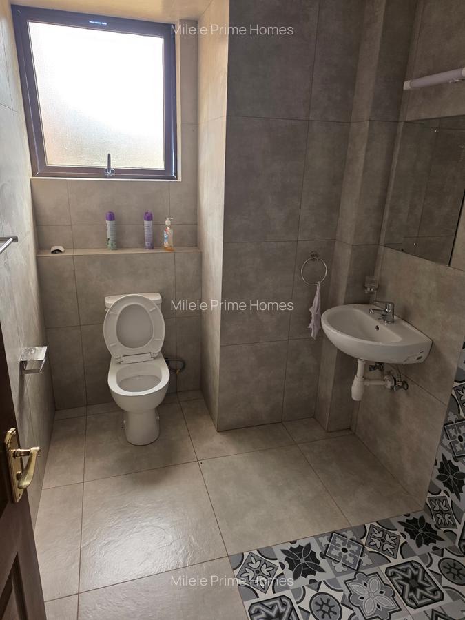 Serviced 2 Bed Apartment with En Suite in Loresho - 11