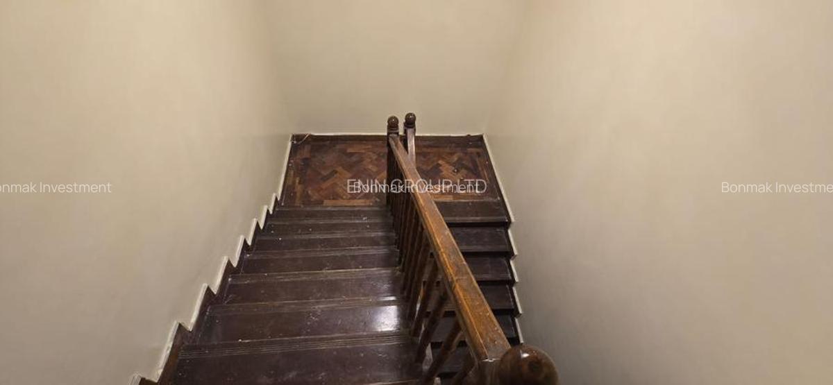 4 Bed Townhouse with En Suite at Lavington Green - 17