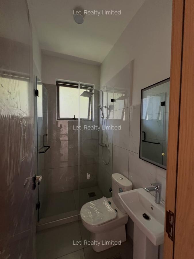 6 Bed Townhouse with En Suite in Lavington - 10