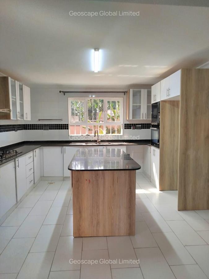 4 Bed House with En Suite in Kiambu Road - 3