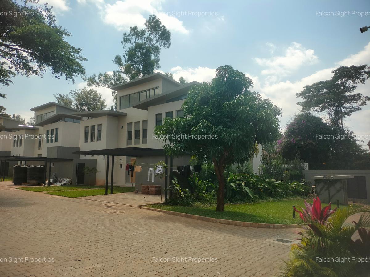 5 Bed Townhouse with Staff Quarters at Easy Access To Un Avenue And Few Minutes Drive To Rosyln Academy - 2