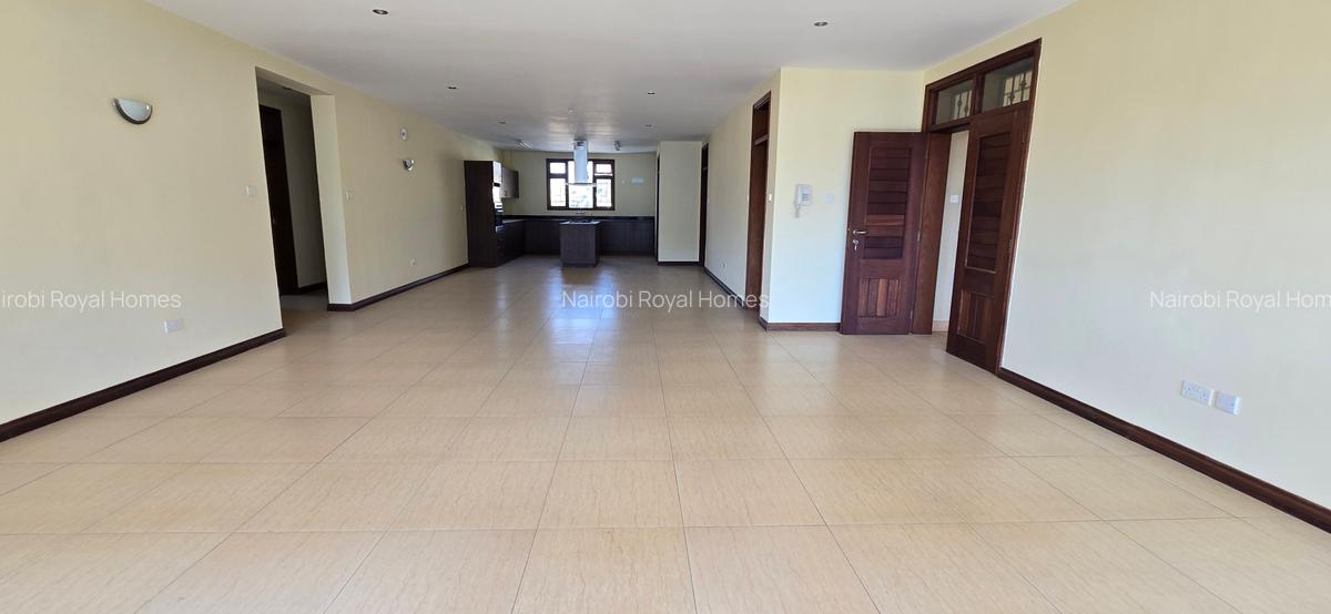 3 Bed Apartment with En Suite at Riverside - 7