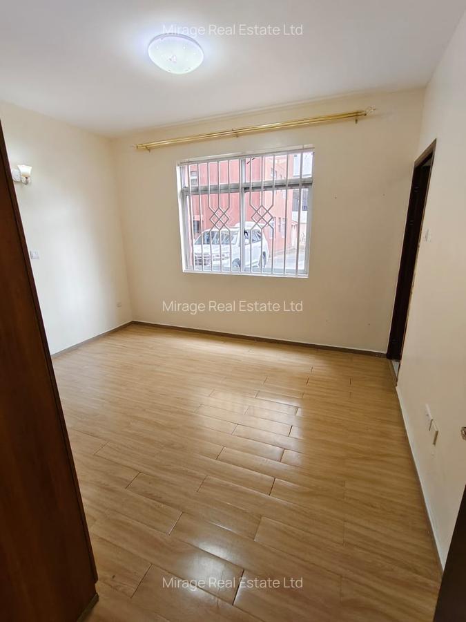 3 Bed Apartment with Swimming Pool in Kilimani - 5