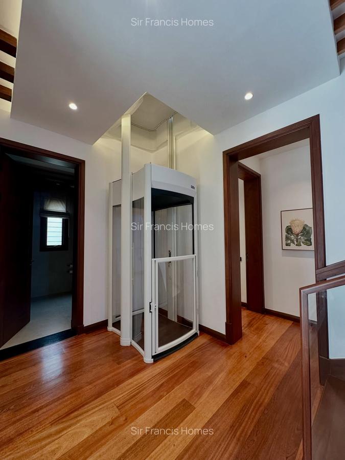4 Bed Villa with En Suite in Runda - 4