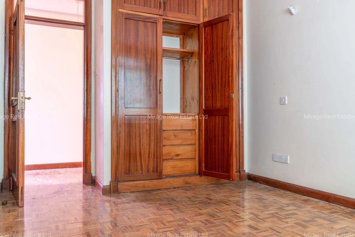 3 Bed Apartment with Parking in Westlands Area - 12