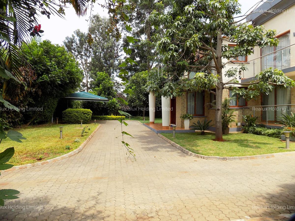 7 Bed Villa with En Suite in Kiambu Road - 9