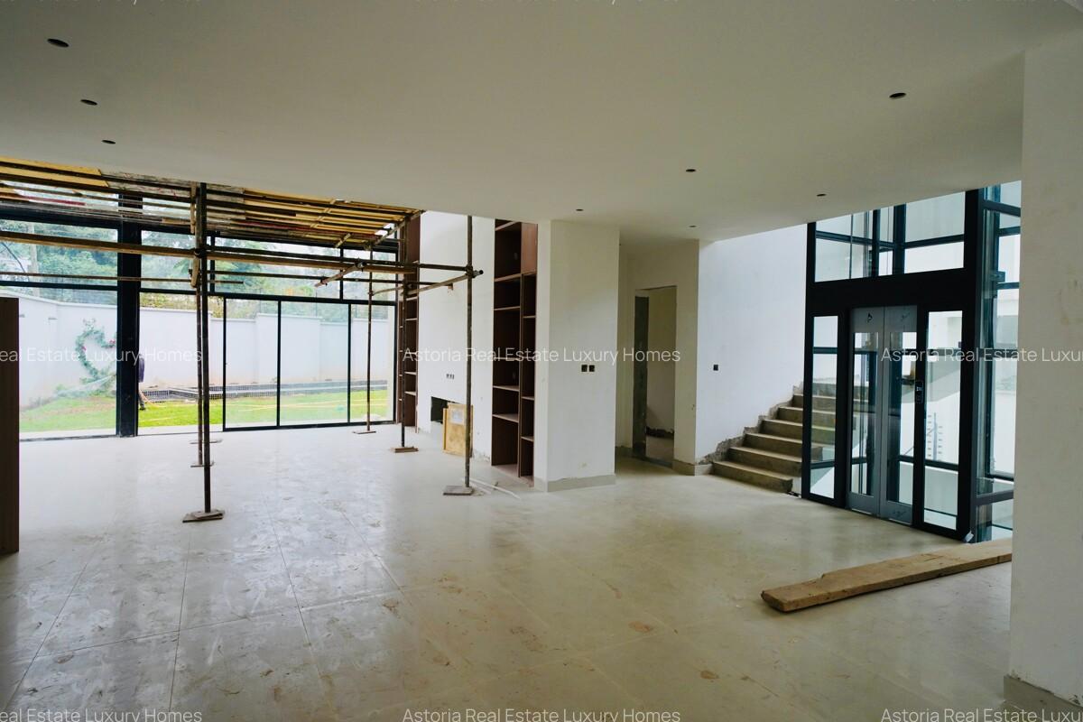 5 Bed Villa with En Suite at 2026-187 - 6
