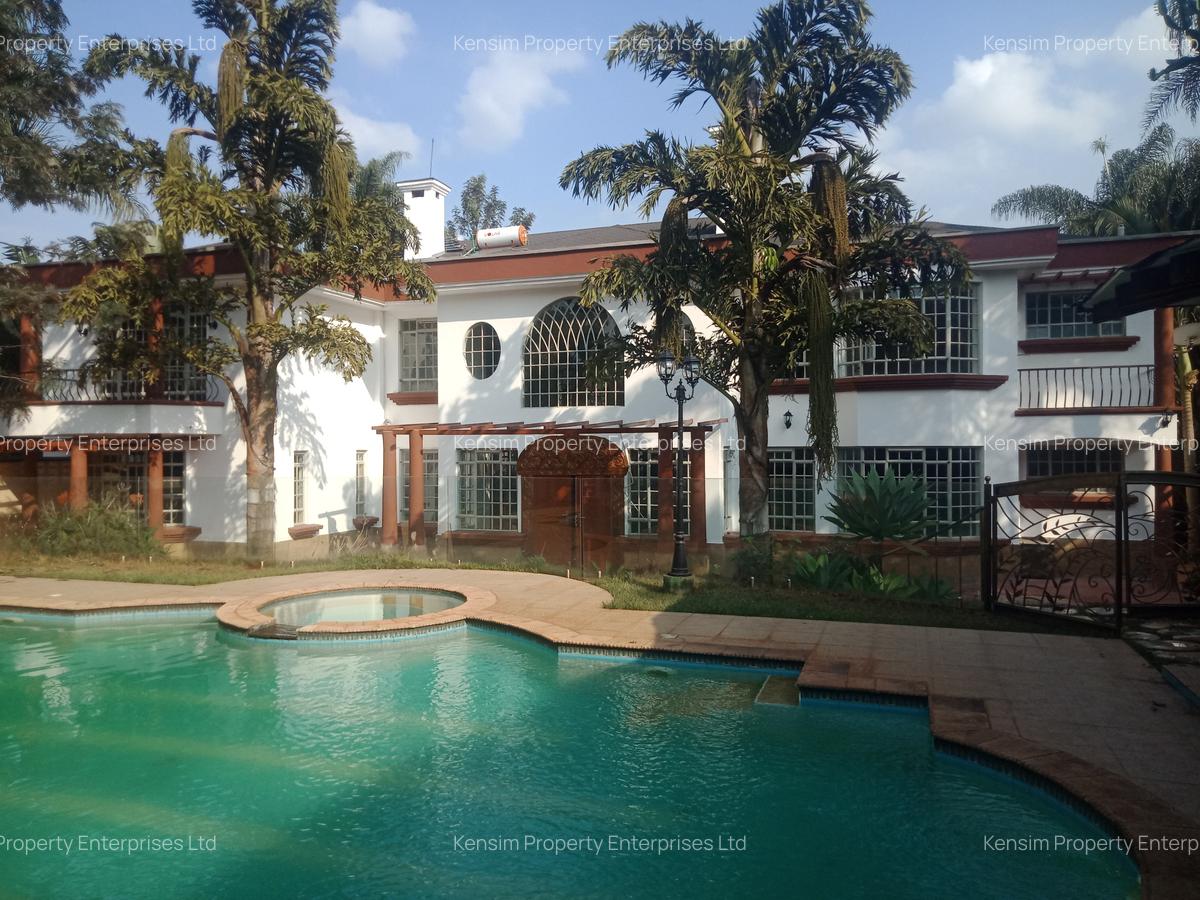 6 Bed House with En Suite in Nyari - 19