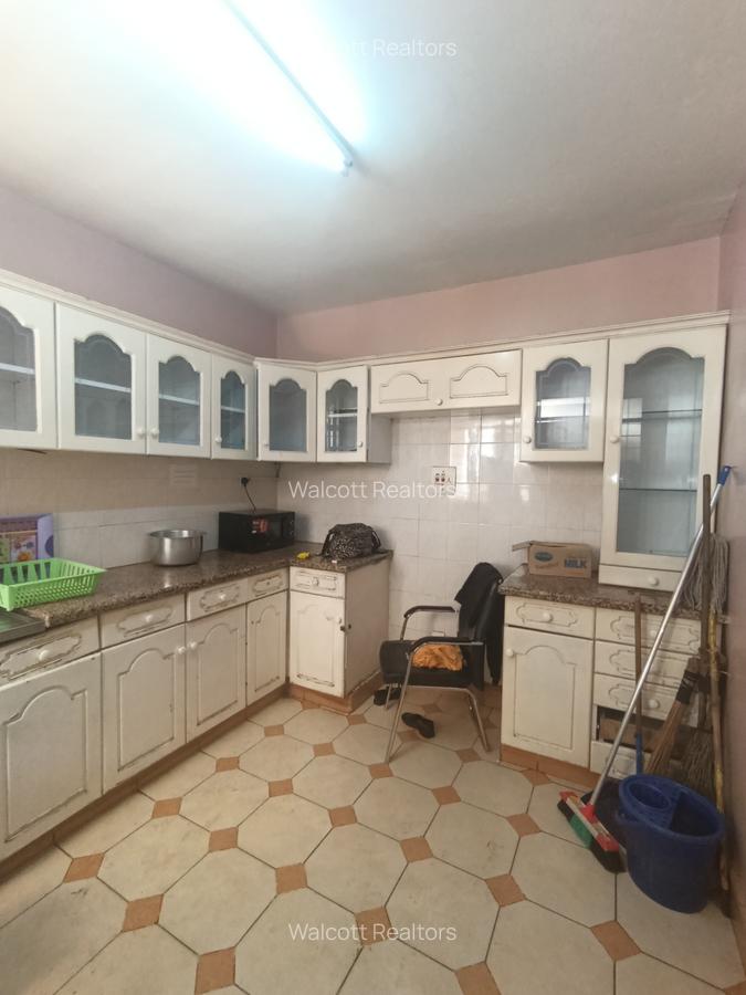 4 Bed Townhouse with En Suite in Kileleshwa - 5