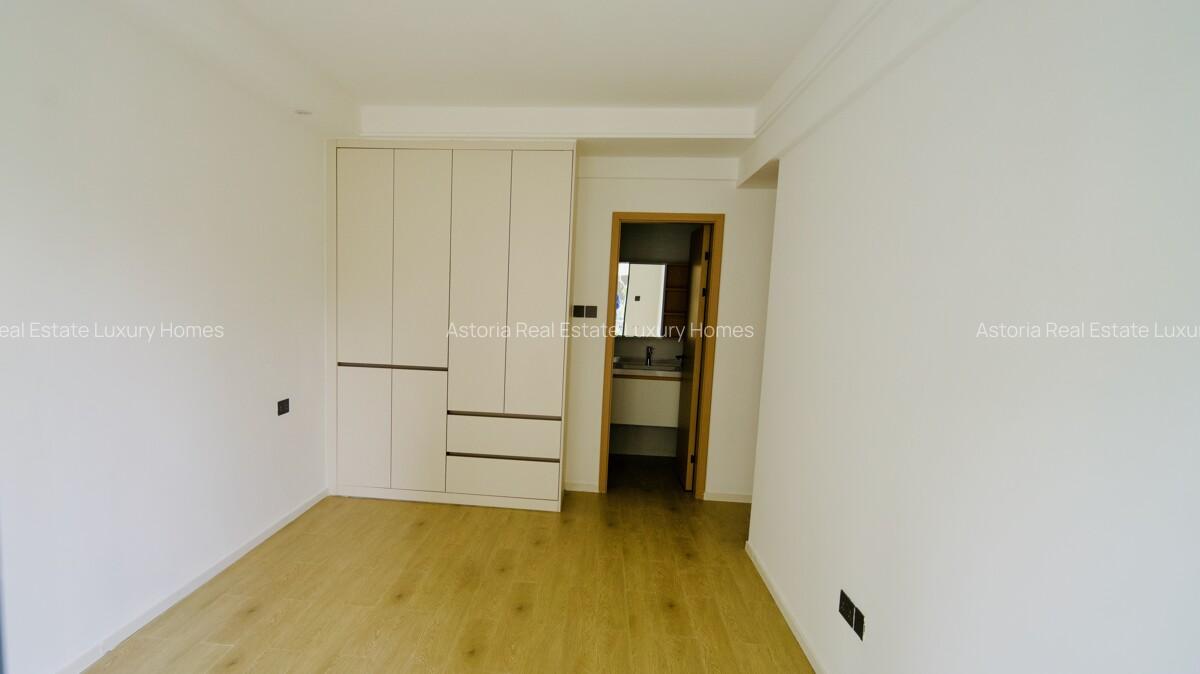 1 Bed Apartment with En Suite at 2026-250 1 Bed - 11