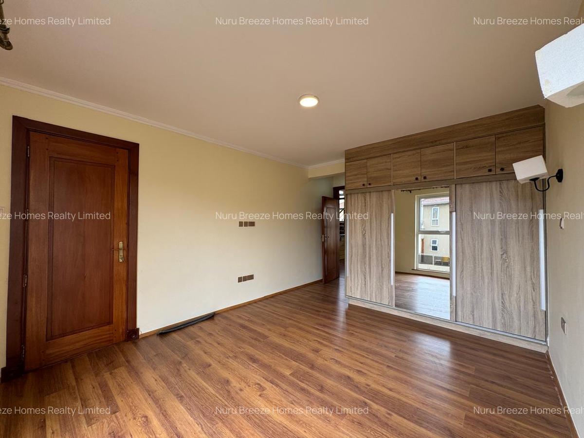 4 Bed Townhouse with En Suite in Kiambu Road - 17