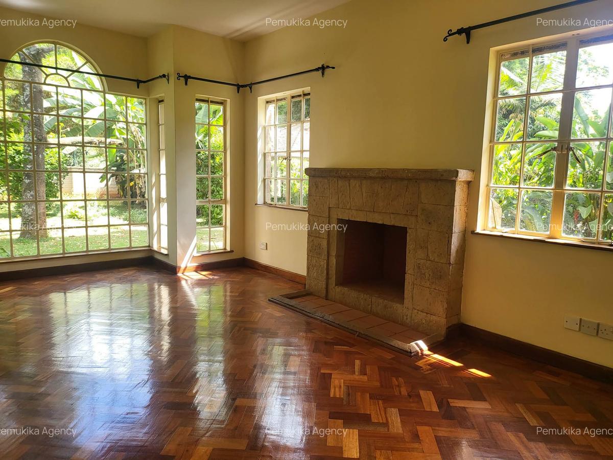 5 Bed Townhouse with En Suite in Rosslyn - 15